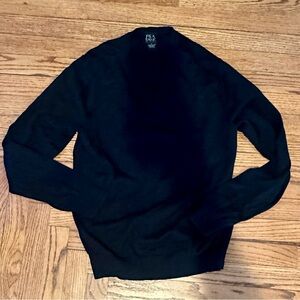 Men's Black V-neck Sweater